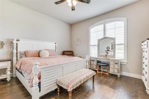 7018 New Castle Lane - Photo 12