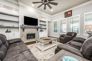7018 New Castle Lane - Photo 18
