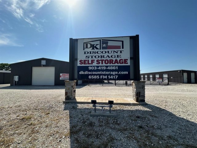 6585 N FM 1417