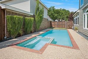 408 Silverton Drive - Photo 1