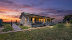 3332 County Road 1033 - Photo 1