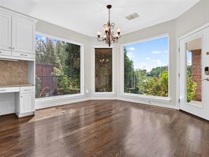 6809 Cedar Ridge Court - Photo 10