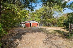 1008 W 10th Street - Photo 21