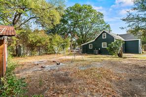 1008 W 10th Street - Photo 22