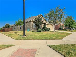 1916 Gayla Creek Drive - Photo 2