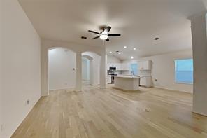 405 Hackberry Drive - Photo 2