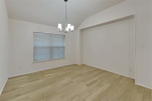 405 Hackberry Drive - Photo 6