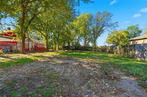 2715 Springdale Street - Photo 5