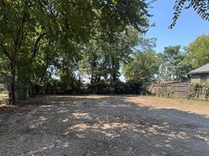 2715 Springdale Street - Photo 6