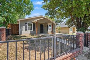 1255 E Davis Avenue - Photo 2