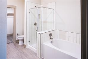4020 Gilbert Avenue - Photo 6