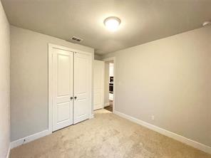 325 Delaford Drive - Photo 8