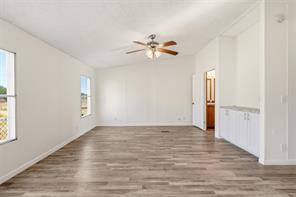 9606 Diamond Avenue - Photo 12