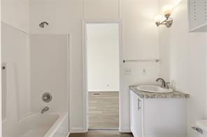 9606 Diamond Avenue - Photo 26
