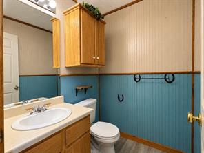 6260 Farm Road 197 - Photo 32