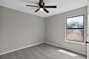 6057 Hillglen Drive - Photo 20