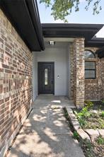 6057 Hillglen Drive - Photo 5
