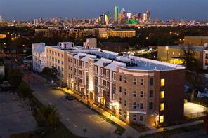 120 N Madison Avenue - Photo 1