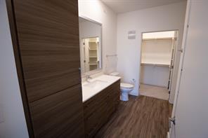 120 N Madison Avenue - Photo 9