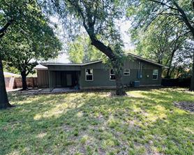 902 Crestview Drive - Photo 4