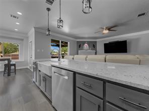 8409 Victory Street - Photo 11