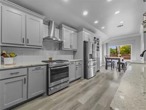 8409 Victory Street - Photo 14
