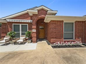 8409 Victory Street - Photo 3