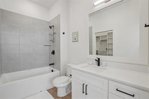 6418 Maple Avenue - Photo 12
