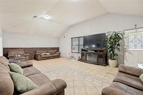6625 Speight Street - Photo 2