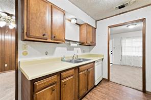 1008 Yeager Street - Photo 15