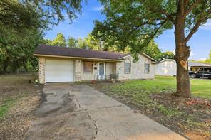 1008 Yeager Street - Photo 2