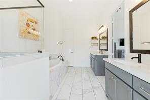 2721 Delta Drive - Photo 18