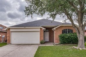 202 Trenton Drive - Photo 1