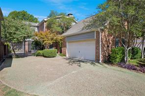 3422 Forest Hills Circle - Photo 1