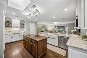 520 Cottonwood Place - Photo 1