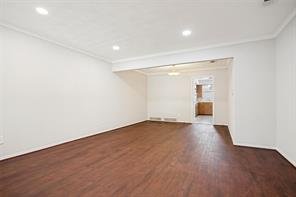 7005 Kingsbury Drive - Photo 2