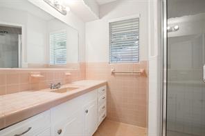 7005 Kingsbury Drive - Photo 6