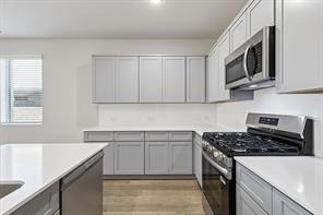 1501 Wild Plum Way - Photo 9