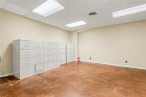 101 S Main Street - Photo 17