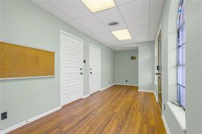 101 S Main Street - Photo 26