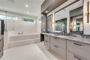 6411 Royal Lane - Photo 14