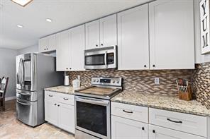 112 Carrington Drive - Photo 10
