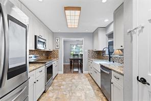 112 Carrington Drive - Photo 11
