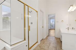 8012 Greenwood Drive - Photo 18