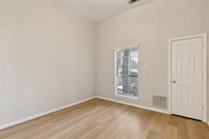 8012 Greenwood Drive - Photo 20