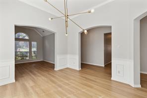 8012 Greenwood Drive - Photo 7