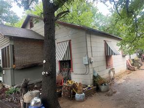 608 E Wichita Street - Photo 2