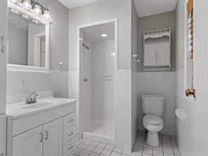 2115 Park Street - Photo 28