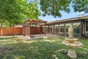 2115 Park Street - Photo 37