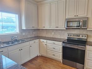 3416 Westminster Avenue - Photo 19